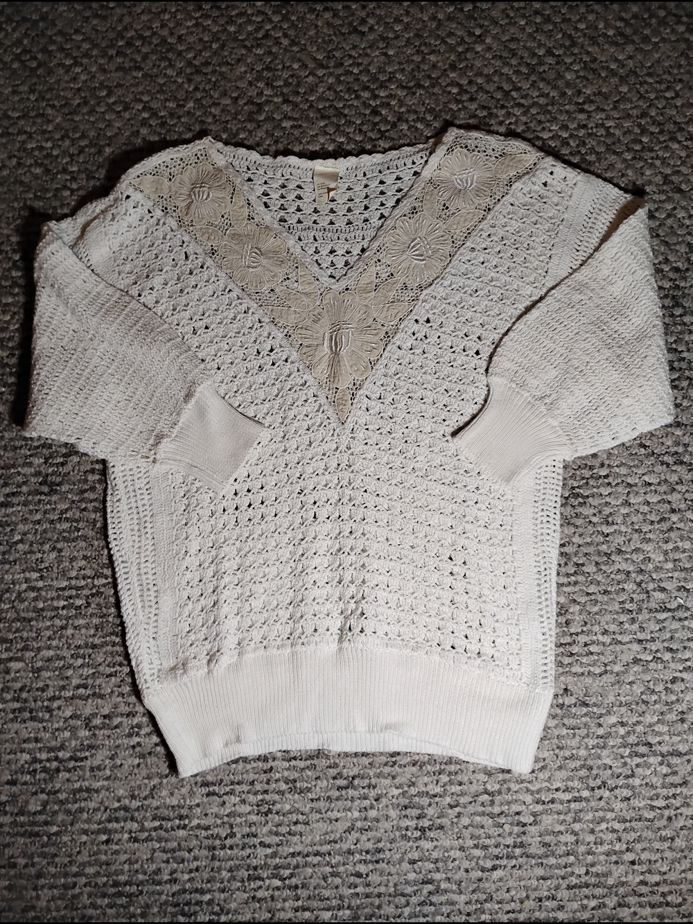 Women's Cinderella White And Cream Crochet V-Neck Sweater
